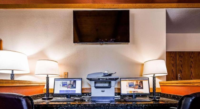 Best Western Lake Lucille Inn Wasilla Exterior photo